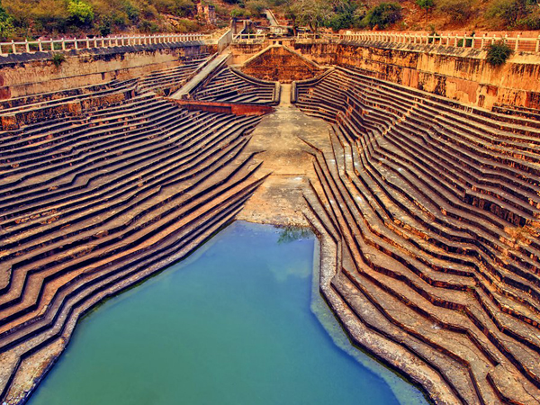 Stepwell, Nahargarh