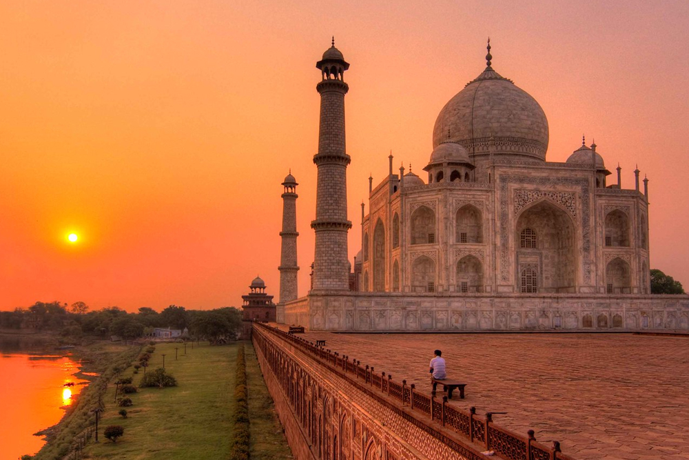 Taj Mahal Sunrise: Ultimate Travel Guide
