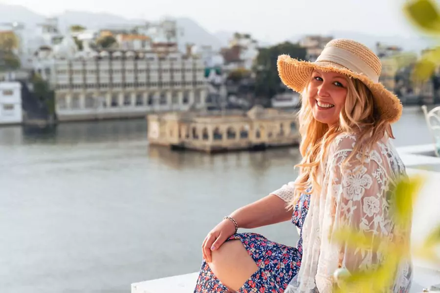 Private car and driver for Udaipur sightseeing and tours