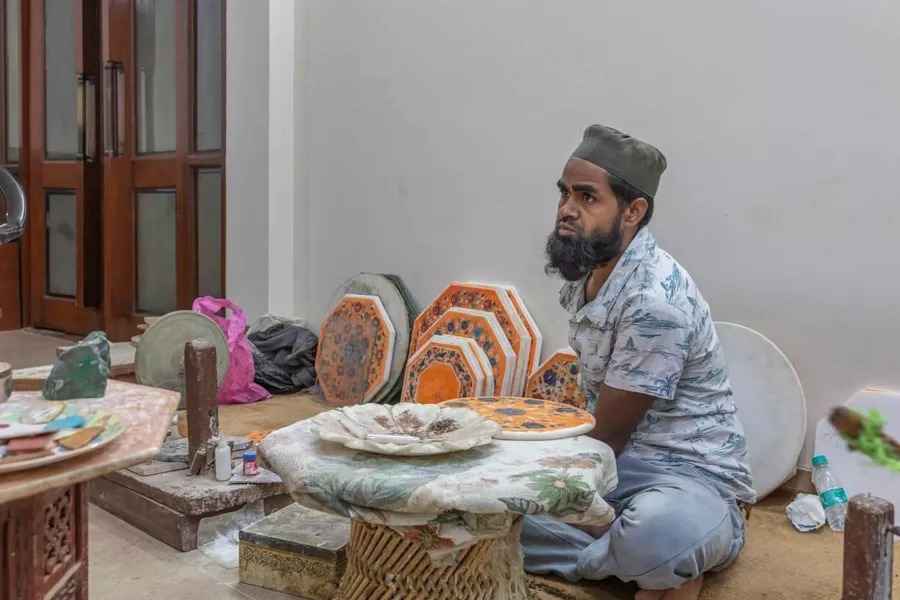 Agra marble inlay handicraft shop near Taj Mahal