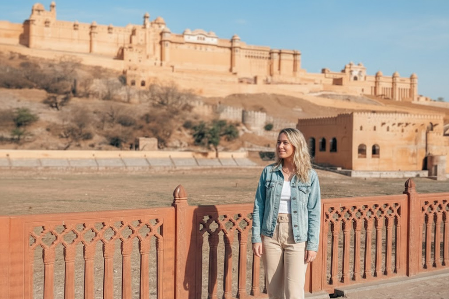 Golden Triangle tour package extended to Udaipur with lake and palace views